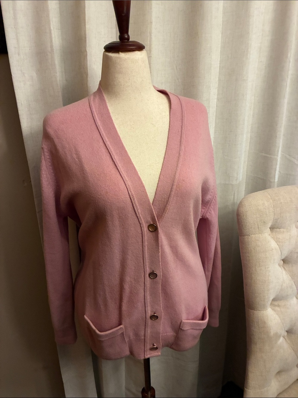 Vintage 100% Pure Wool made in Great Britain Pink V-Neck Button Cardigan Sweater